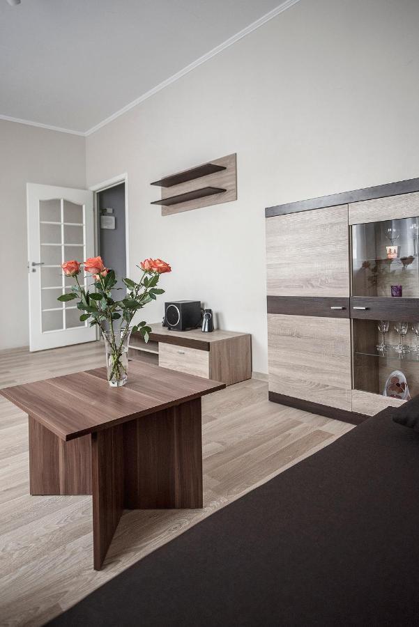 Ferienwohnung Valeri Aprtment Kaunas Exterior foto